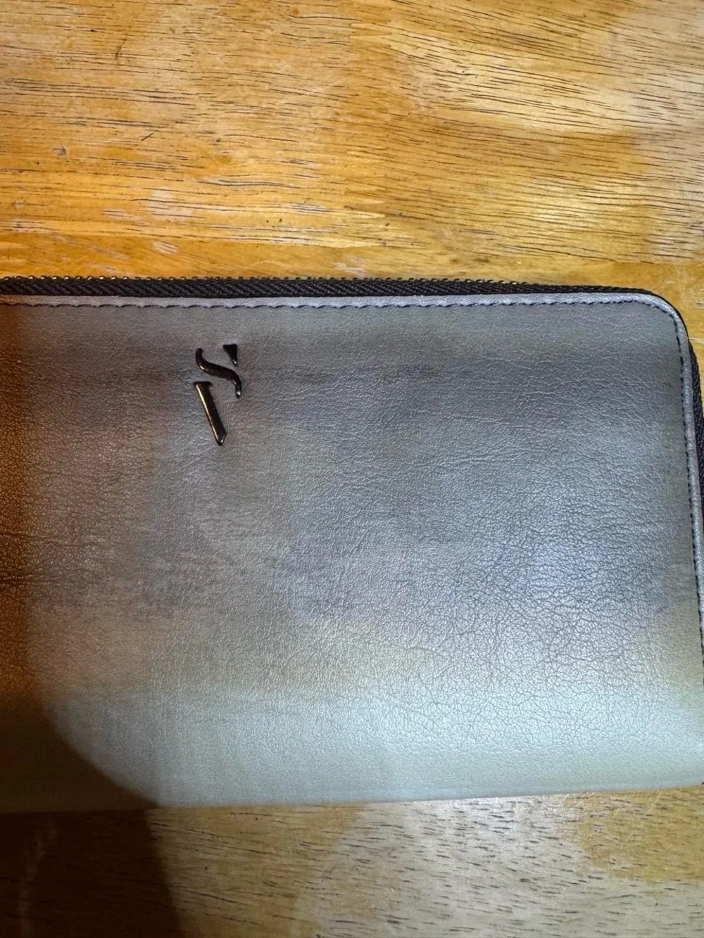 Simply Vera Vera Wang Gradient Gray Zip Wallet